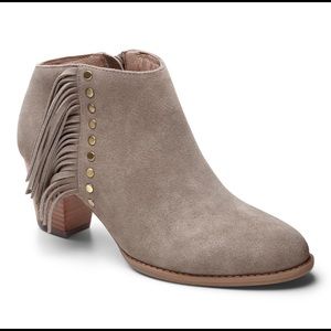 Vionic women’s booties 💕